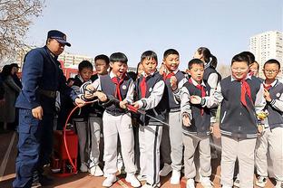 中国男排3-1击败印尼晋级四强 半决赛对阵日本和印度胜者